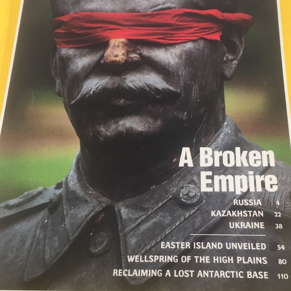 National Geographic Vol. 183 No. 3 March 1993 - Picture 3 of 12